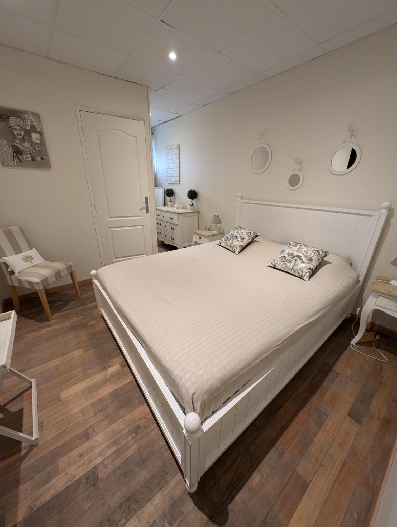 Appart'Hotel Auxerre Monéteau Quarto foto