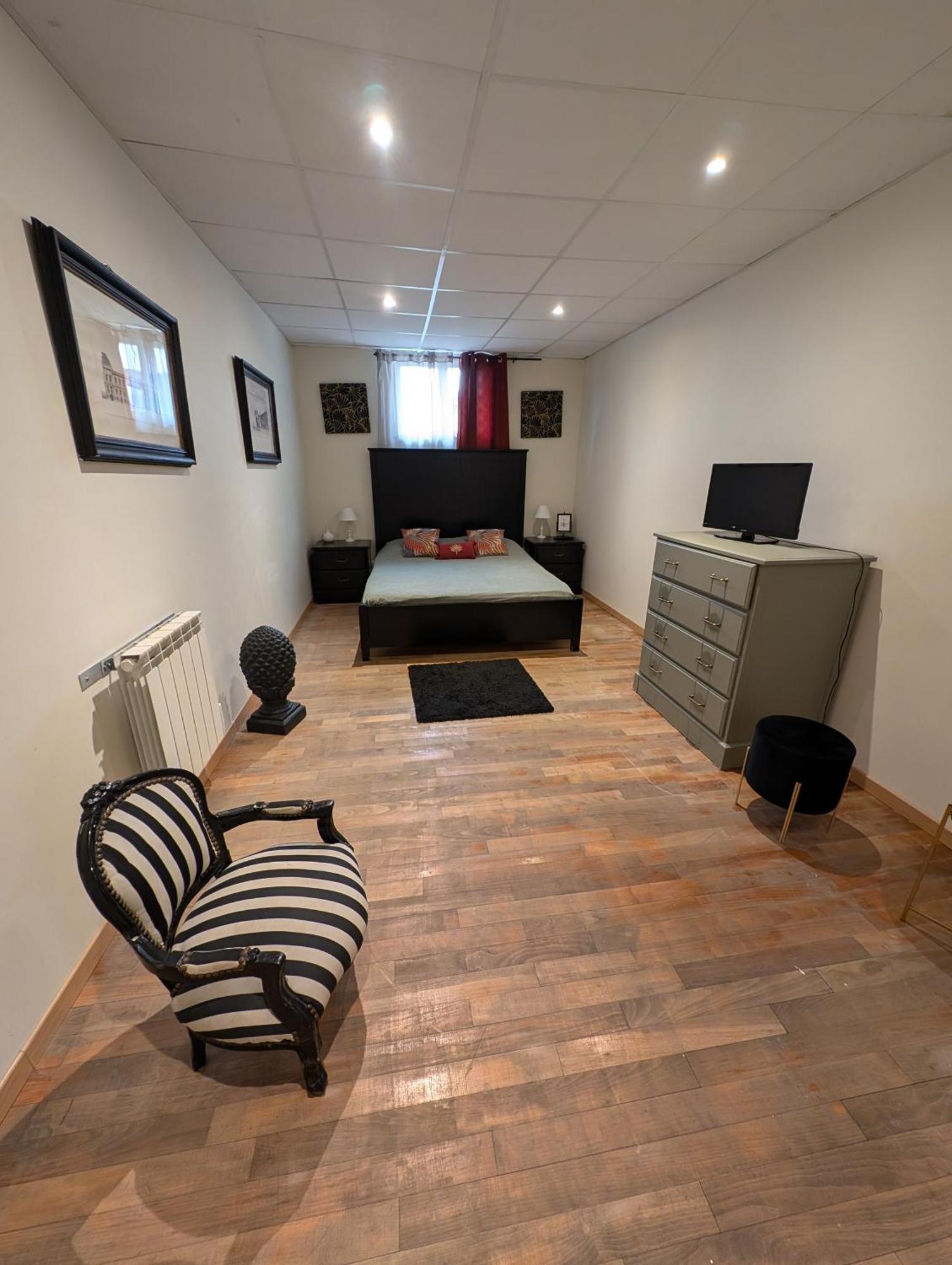 Appart'Hotel Auxerre Monéteau Quarto foto
